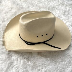Cavender’s Cow Girl Hat 7 3/8